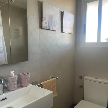 Casa Maleni Homestay *